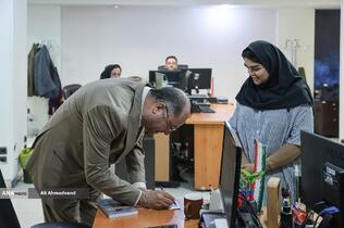 بازدید حسین قرایی مدیرکل روابط عمومی سازمان صداوسیما از خبرگزاری آنا