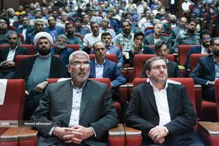 سید یاسر جبرائیلی و حسین صمصامی نماینده مجلس شورای اسلامی در اولین مجمع عمومی حزب تمدن نوین اسلامی