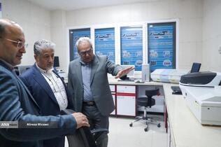 بازدید رنجبر از شرکت‌های دانش بنیان دانشگاه آزاد اسلامی استان اصفهان