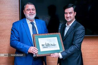 دیدار محمد نظیفی مدیرعامل بورس انرژی ایران و ایگور آرتِمیِف، مدیرعامل بورس بین‌المللی سن‌پترزبورگ روسیه