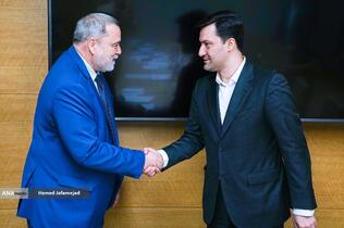 دیدار محمد نظیفی مدیرعامل بورس انرژی ایران و ایگور آرتِمیِف، مدیرعامل بورس بین‌المللی سن‌پترزبورگ روسیه