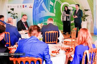 سخنرانی محمد نظیفی مدیرعامل بورس انرژی ایران در پنل ایجاد نظام‌های بین‌المللی شاخص‌های قیمتی حوزه انرژی در هفته انرژی روسیه