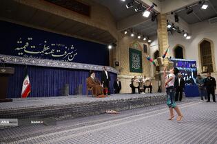 دیدار قهرمانان ورزشی و مدال‌آوران المپیادهای علمی با رهبر معظم انقلاب