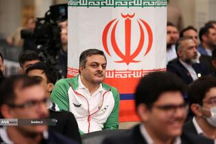 دیدار قهرمانان ورزشی و مدال‌آوران المپیادهای علمی با رهبر معظم انقلاب