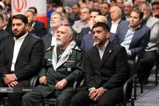 دیدار قهرمانان ورزشی و مدال‌آوران المپیادهای علمی با رهبر معظم انقلاب