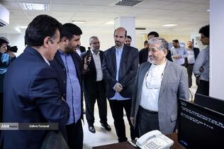 بازدید بیژن رنجبر رییس دانشگاه آزاد اسلامی از تحریریه خبرگزاری آنا
