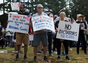 تظاهرات ضد ترامپ «بدون پادشاه» در سراسر آمریکا