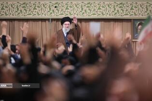 دیدار دانش‌آموزان و دانشجویان با رهبر معظم انقلاب