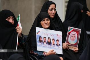 دیدار دانش‌آموزان و دانشجویان با رهبر معظم انقلاب