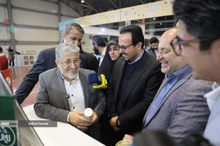 دکتر بیژن رنجبر رییس دانشگاه آزاد اسلامی در مراسم افتتاحیه سومین دوره نمایشگاه فناوری و نوآوری فن نما 1404