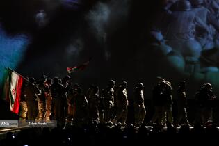 اکران تلفیقی فیلم سینمایی &laquo;مجنون&raquo; تحت عنوان &laquo;سینمایش&raquo;