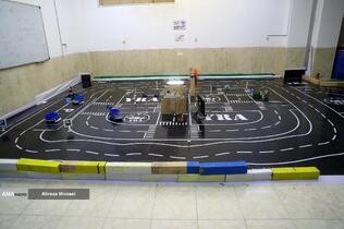 بازدید بیژن رنجبر رییس دانشگاه آزاد اسلامی از دستاورد های علمی و روباتیک دانشگاه آزاد اسلامی واحد یزد