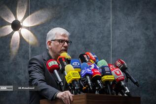 حسن سالاریه رئیس سازمان فضایی