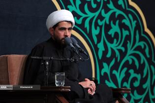 دومین شب عزاداری حضرت فاطمةالزهرا(س) با حضور زهبر م انقلاب