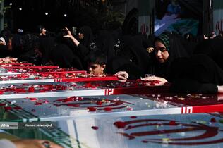 تشییع پیکر مطهر 100 شهید گمنام - معراج شهدا