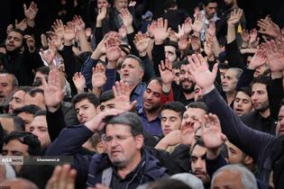 آخرین شب عزاداری شهادت حضرت زهرا(س) در حسینیه امام خمینی(ره)