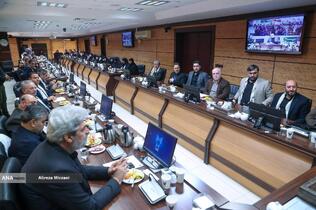 نشست جمعی از بسیجیان با بیژن رنجبر رئیس دانشگاه آزاد اسلامی