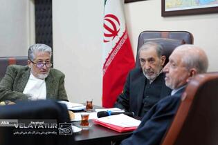 شصت&zwnj;ویکمین جلسه هیأت امنای مرکزی دانشگاه آزاد اسلامی به ریاست دکتر علی&zwnj;اکبر ولایتی رئیس هیات موسس و هیات امنا دانشگاه و با حضور دکتر رنجبر رئیس دانشگاه و سایر اعضای هیأت امنا برگزار شد.