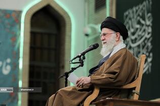 دیدار هزاران نفر از زنان و دختران با رهبر معظم انقلاب