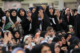 دیدار هزاران نفر از زنان و دختران با رهبر معظم انقلاب