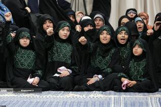 دیدار هزاران نفر از زنان و دختران با رهبر معظم انقلاب