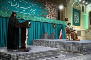 دیدار هزاران نفر از زنان و دختران با رهبر معظم انقلاب