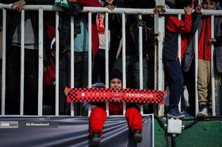 حاشیه دربی ۱۰۶