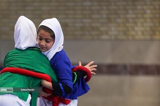 اولین دوره لیگ کشتی آلیش بانوان