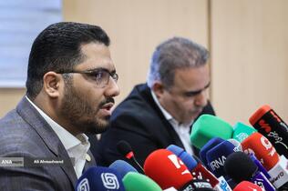 نشست خبری مهدی بختیاری‌زاده مدیرعامل سازمان میادین میوه و تره‌بار