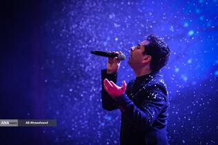 آیین تجلیل از افتخار آفرینان علمی ایران اسلامی