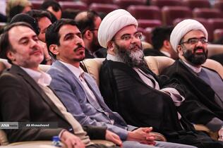 آیین تجلیل از افتخار آفرینان علمی ایران اسلامی