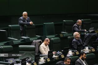 تقدیم لایحه بودجه ۱۴۰۵ توسط رئیس جمهور به مجلس