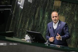 تقدیم لایحه بودجه ۱۴۰۵ توسط رئیس جمهور به مجلس