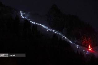 مسابقه کوهپیمایی در کیتسبوهل، اتریش، که هدف آنها فتح قله 860 متری در طول 3312 متری مسیر شیب دار است.