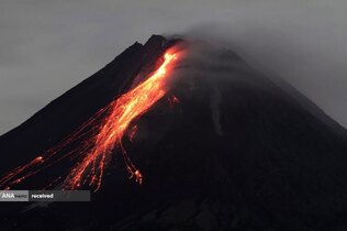 فوران کوه آنشفشانی در یوگیاکارتا، اندونزی