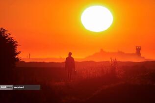 طلوع خورشید در کانال مانش، فرانسه