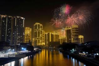 جشن‌ سال نو میلادی 2024 در مانیل - فیلیپین