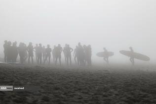 هوای مه‌آلود در ساحل مویزنبرگ کیپ تاون، آفریقای جنوبی