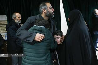 وداع با پیکر‌ مطهر  شهید حجت‌الاسلام علی رازینی رئیس شعبه ۳۹ و شهید حجت‌الاسلام محمد مقیسه رئیس شعبه ۵۳ دیوان عالی کشور در معراج شهدای تهران