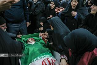 وداع با پیکر‌ مطهر  شهید حجت‌الاسلام محمد مقیسه رئیس شعبه ۵۳ دیوان عالی کشور در معراج شهدای تهران