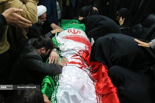 وداع با پیکر‌ مطهر  شهید حجت‌الاسلام علی رازینی رئیس شعبه ۳۹ دیوان عالی کشور در معراج شهدای تهران