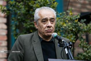 خسرو والی‌زاده، برادرزاده منوچهر والی‌زاده