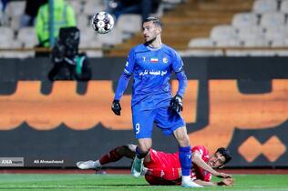 دیدارتیم های  استقلال و نساجی مازندران در هفته بیستم لیگ برتر فوتبال