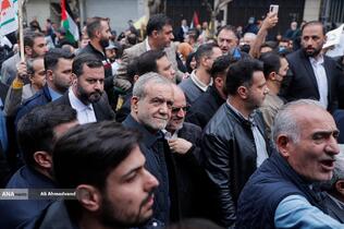 حضور مسعود پزشکیان رئیس جمهور در راهپیمایی روز جهانی قدس در تهران 