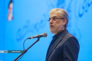 حسین سیمایی صراف وزیر علوم، تحقیقات و فناوری در چهل و سومین سالگرد تاسیس دانشگاه آزاد اسلامی