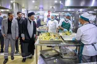 بازدید حجت الاسلام سید عبدالفتاح نواب سرپرست حجاج ایرانی از روند خدمت رسانی به زائران حج