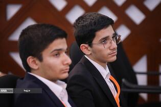 نشست صمیمی با نوجوانان حاضر در حج 1404