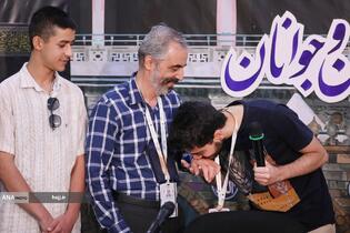 نشست صمیمی با نوجوانان حاضر در حج 1404