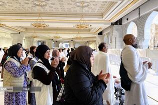 حجاج بیت الله الحرام در مسجد الحرام