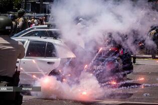 درگیری پلیس ضد شورش و معترضان در لس‌آنجلس آمریکا